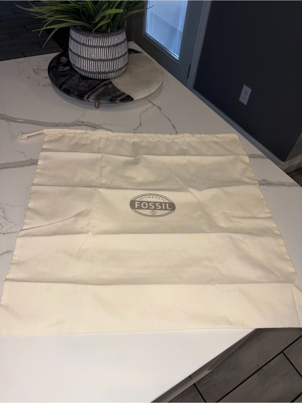 Fossil Cream Drawstring Dust Bag 18”X18”